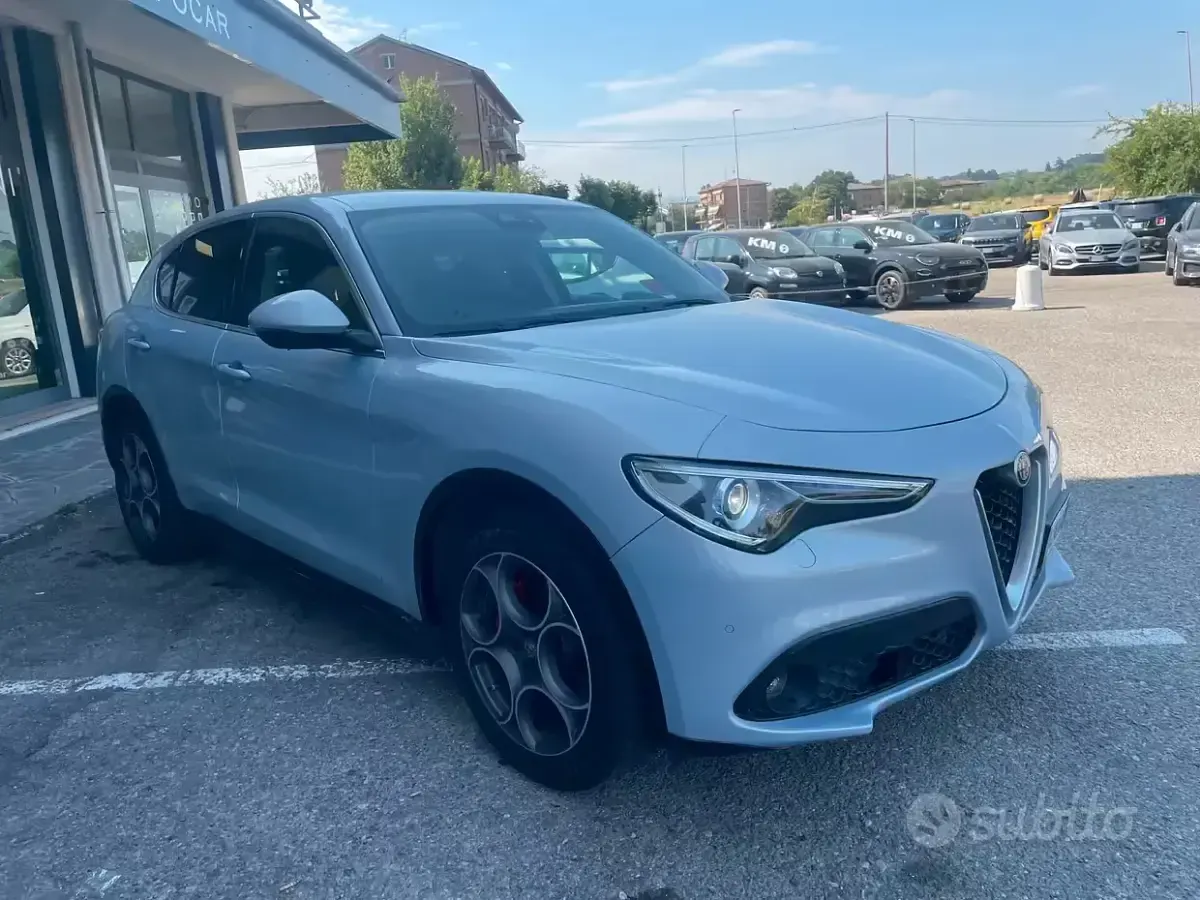 Usata Alfa Romeo Stelvio Ti 209 CV (153 kW) 2022 Grigio SUV