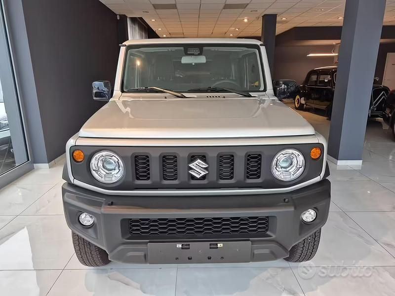 Nuova Suzuki Jimny GLX 2025 SUV