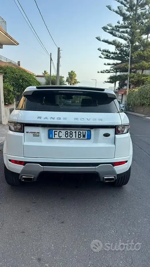 Usata Land Rover Range Rover evoque 126 CV (92 kW) 2015 Bianco SUV