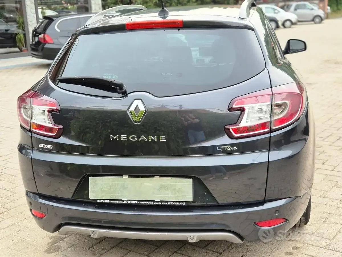 Usata Renault Mégane GT Line GT-Line 110 CV (80 kW) 2011 Giallo Station wagon