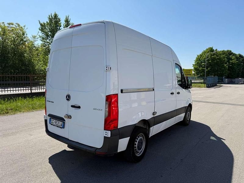 Usata Mercedes Sprinter 114 CV (83 kW) 2021 Bianco Furgone