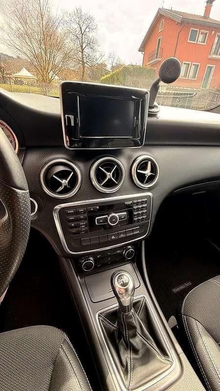 Usata Mercedes A180 109 CV (80 kW) 2013 Berlina