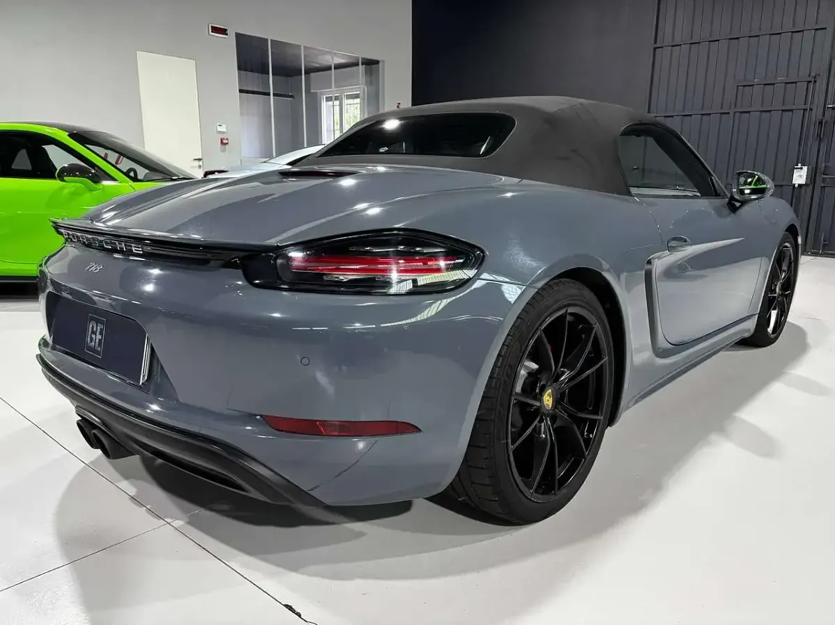 Usata Porsche 718 349 CV (256 kW) 2016 Grigio Cabrio