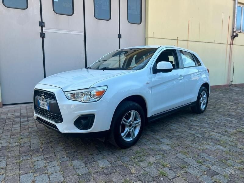 Usata Mitsubishi ASX Invite 117 CV (86 kW) 2014 Bianco SUV