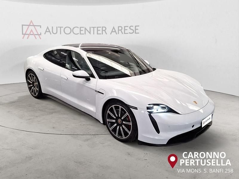 Usata Porsche Taycan 4S Performance Package 139 kW (190 CV) 2021 Bianco metallizzato Berlina