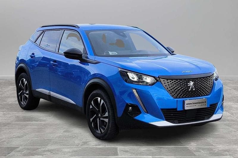 Usata Peugeot 2008 Allure 131 CV (96 kW) 2022 Blu SUV
