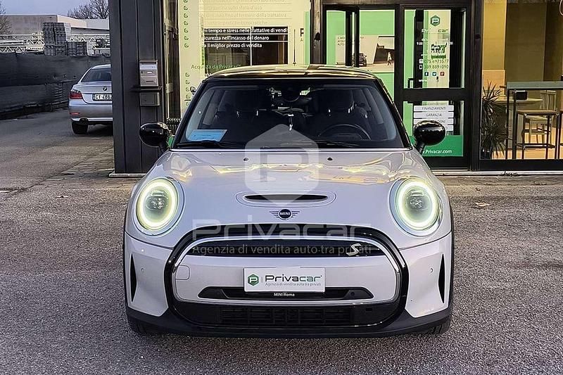 Usata Mini Cooper SE Classic 75 kW (102 CV) 2021 Grigio Utilitaria
