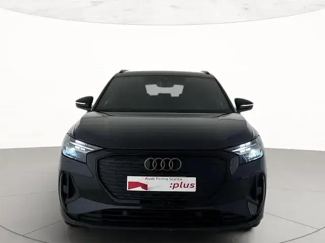 Usata Audi Q4 e-tron S-Line 210 kW (286 CV) 2025 Viola aurora metallizzato SUV