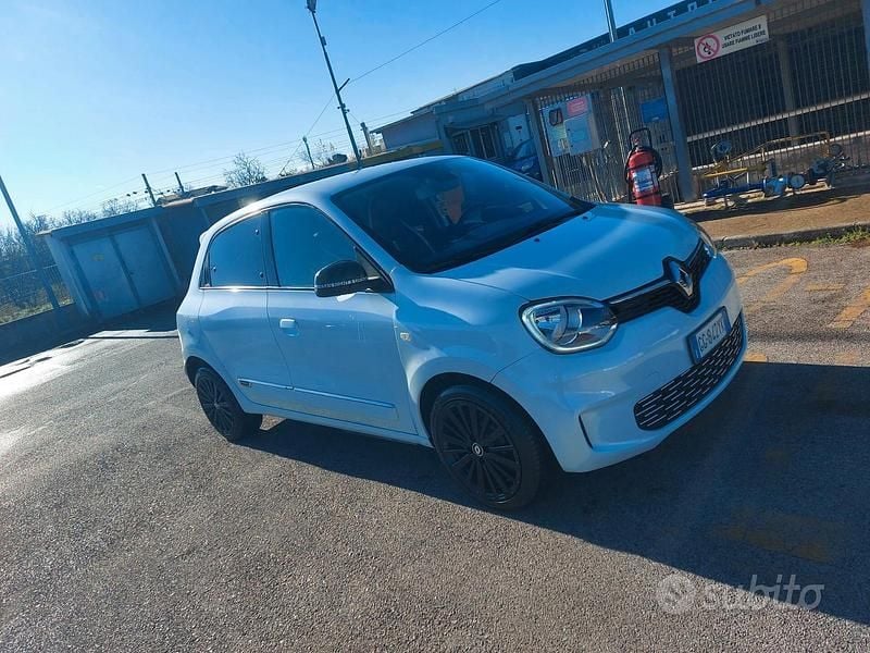 Usata Renault Twingo 60 kW (82 CV) 2022 Bianco Utilitaria