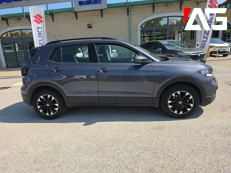 Usata VW T-Cross Style 110 CV (80 kW) 2022 Grigio SUV