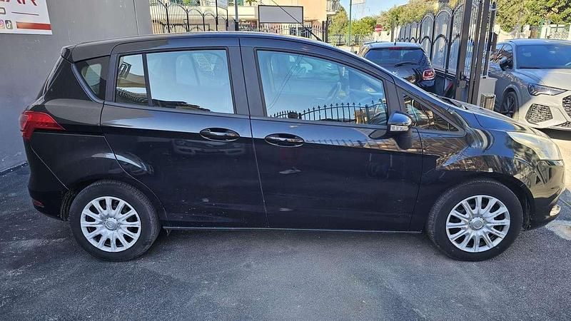 Begagnad Ford B-MAX Titanium 101 HK (74 kW) 2015 Svart Minibuss