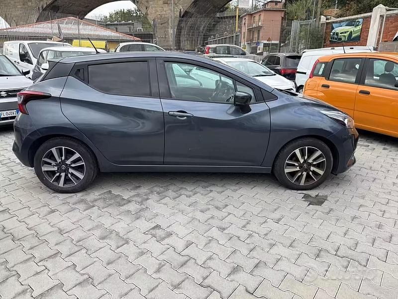 Usata Nissan Micra Acenta 90 CV (66 kW) 2017 Grigio Utilitaria