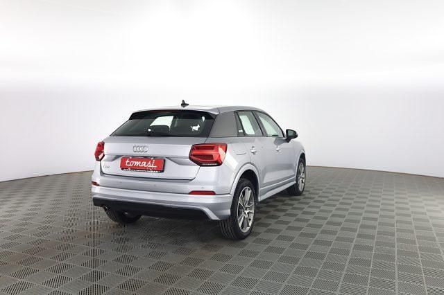 Usata Audi Q2 S-Line 116 CV (85 kW) 2020 Argento floret SUV