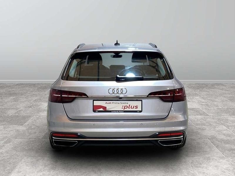 Usata Audi A4 Advanced Plus 163 CV (119 kW) 2023 Argento fioretto metallizzato Station wagon