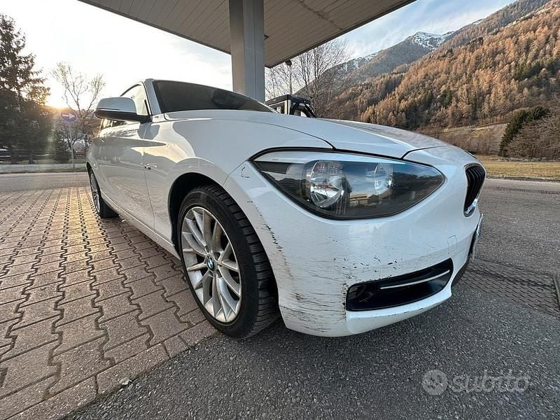 Usata BMW 120 184 CV (135 kW) 2014 Bianco Utilitaria