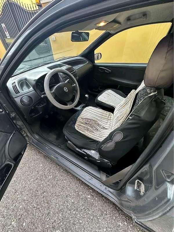 Usata Fiat Punto Abarth 129 CV (94 kW) 2004 Berlina