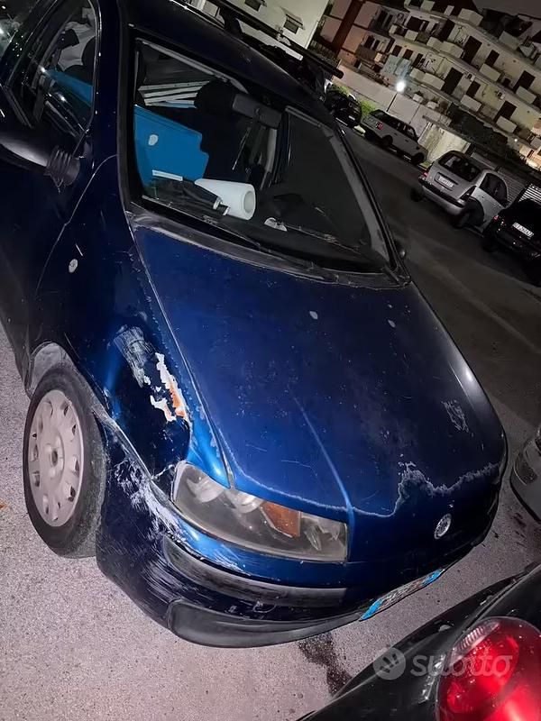 Usata Fiat Punto 2003 Blu Utilitaria