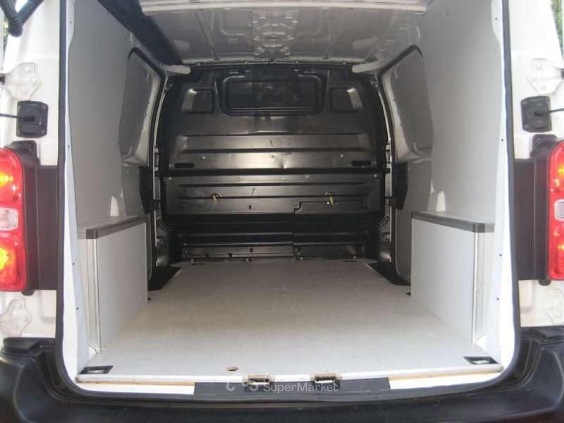 Usata Opel Vivaro Enjoy 120 CV (88 kW) 2022 Bianco Monovolume