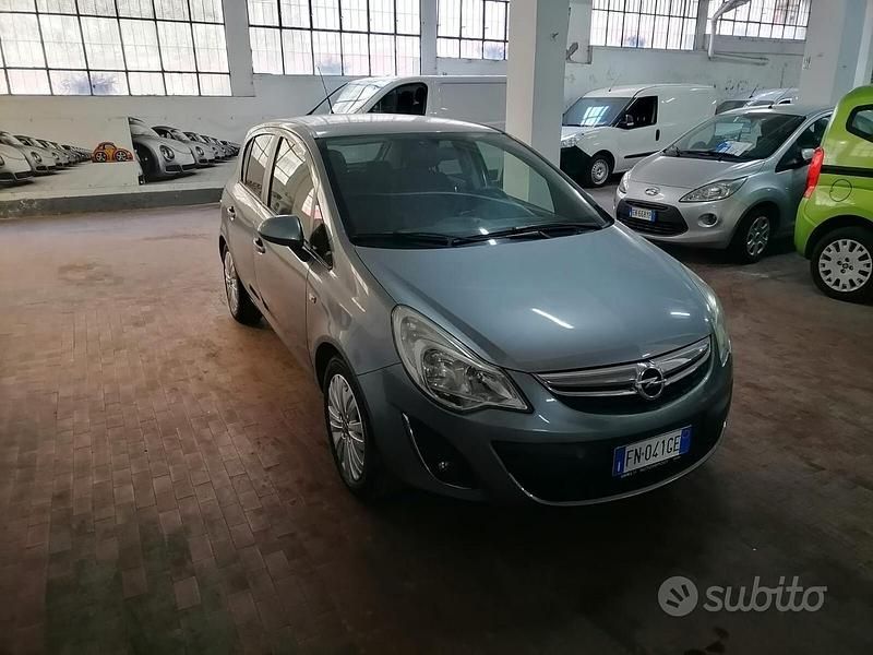 Grigio Usata 2012 Opel Corsa Cosmo Due volumi | 4650 € (Cara) - Immagine 1/4