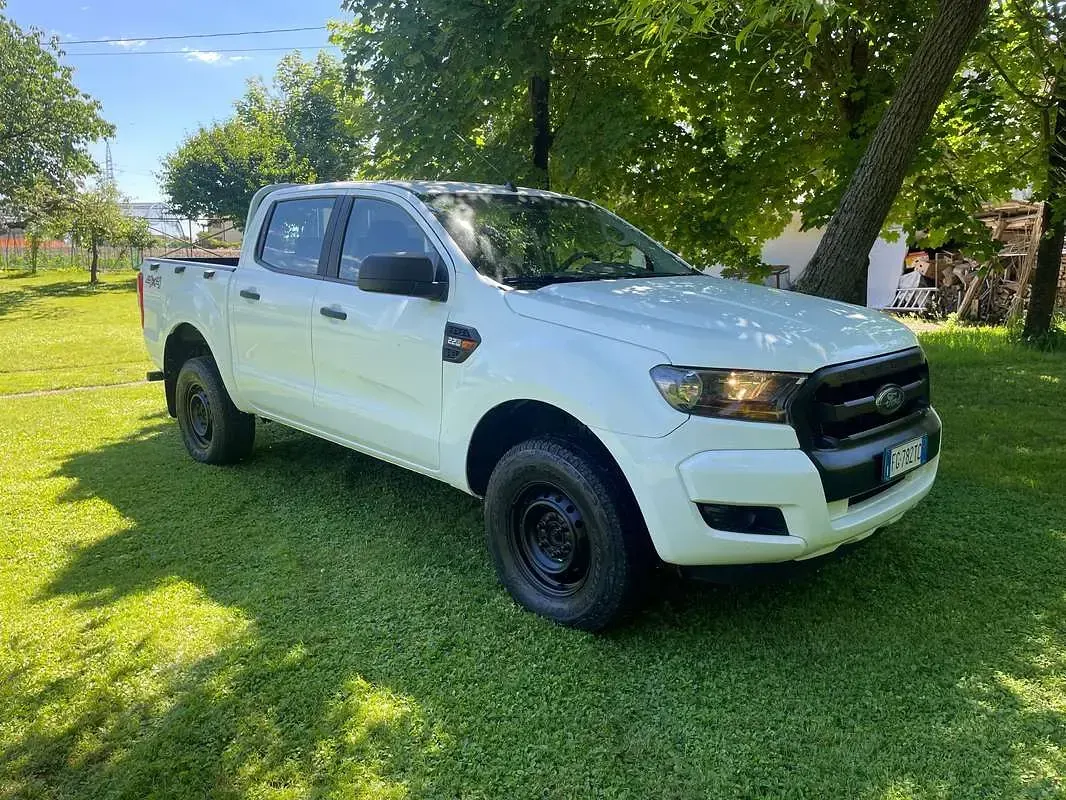 Usata Ford Ranger 160 CV (117 kW) 2017 Bianco Pick-up