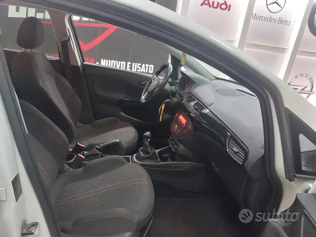 Usata Opel Corsa 90 CV (66 kW) 2018 Bianco Utilitaria