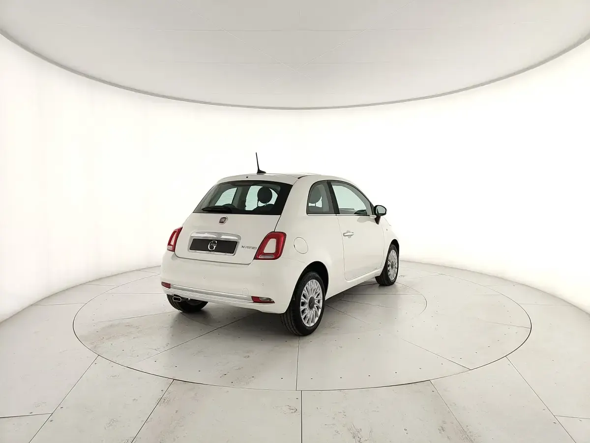 Usata Fiat 500 Dolcevita 70 CV (51 kW) 2024 Bianco Berlina