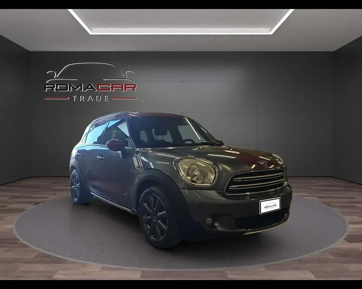 Usata Mini Park Lane Countryman 111 CV (81 kW) 2016 Grigio SUV