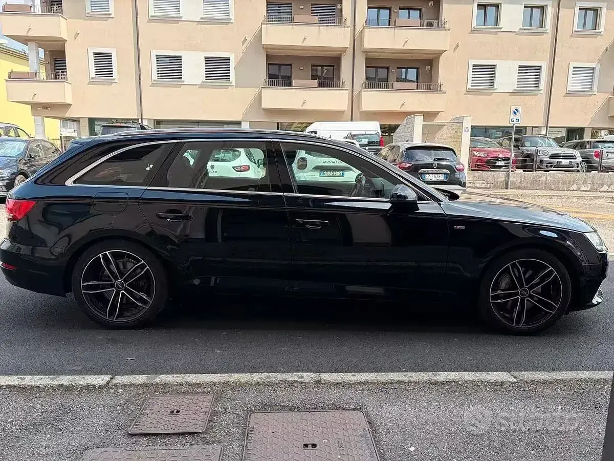 Usata Audi A4 Business 190 CV (139 kW) 2017 Nero Station wagon