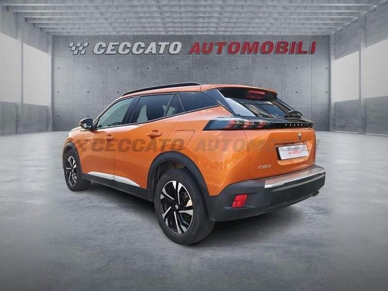 Usata Peugeot 2008 Allure 102 CV (75 kW) 2021 Blu SUV