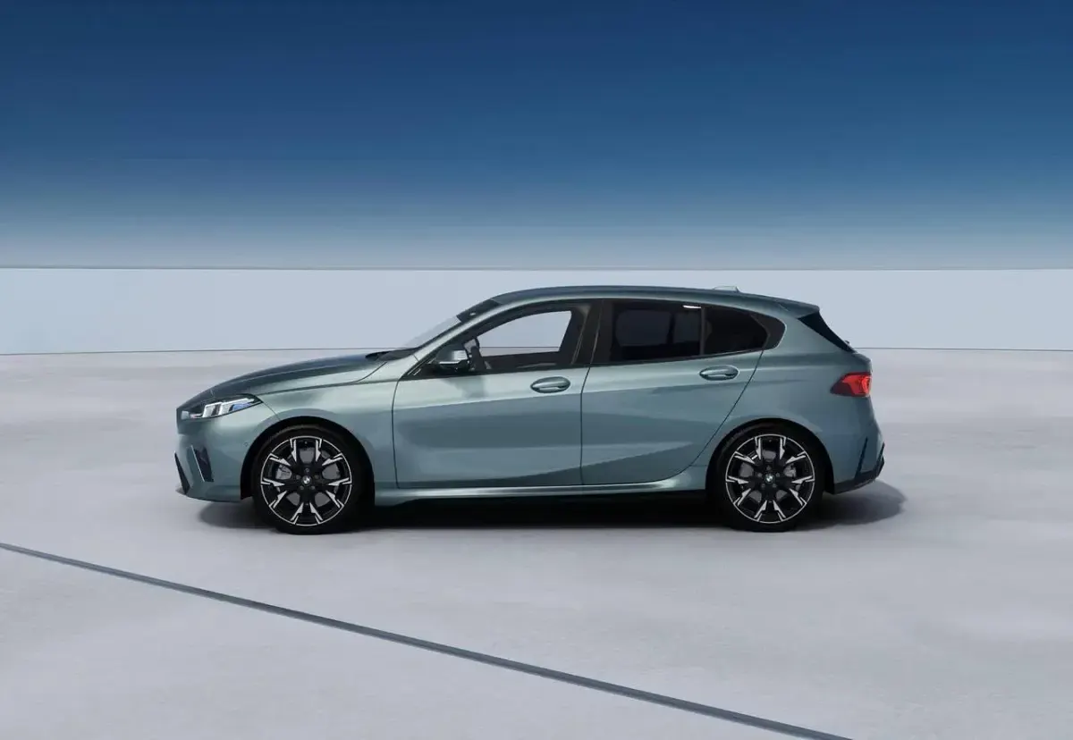 Nuova BMW 123 M Sport 217 CV (159 kW) 2026 Verde Utilitaria