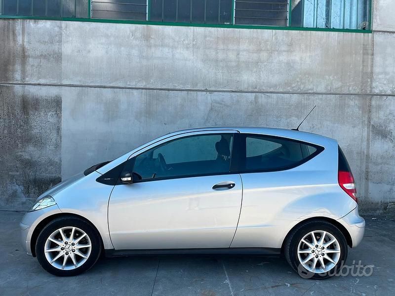 Usata Mercedes A200 2005 Grigio Utilitaria