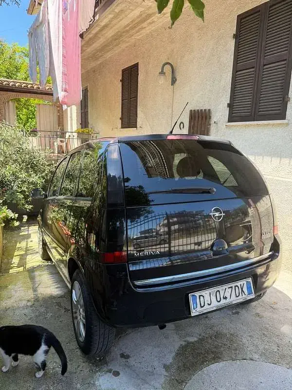 Usata Opel Meriva 75 CV (55 kW) 2007 Monovolume