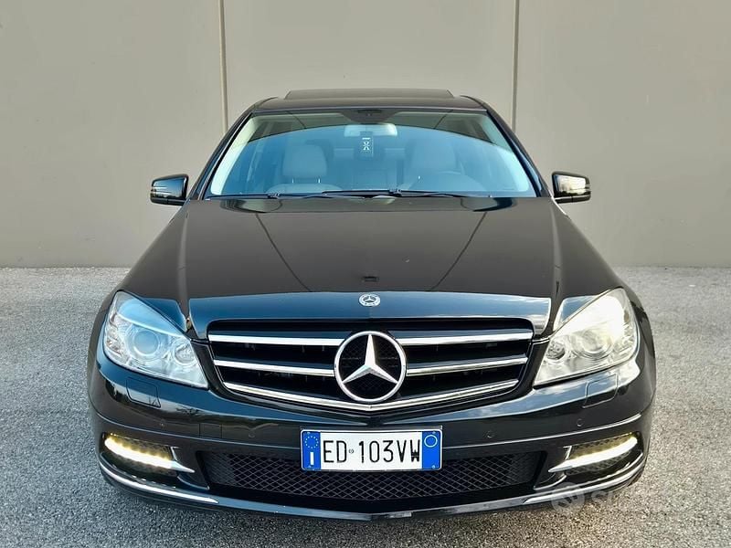 Usata Mercedes C350 Avantgarde 231 CV (169 kW) 2010 Nero Berlina