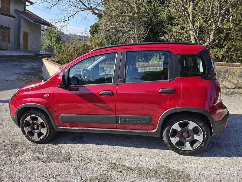 Usata Fiat Panda Red 69 CV (50 kW) 2023 Utilitaria
