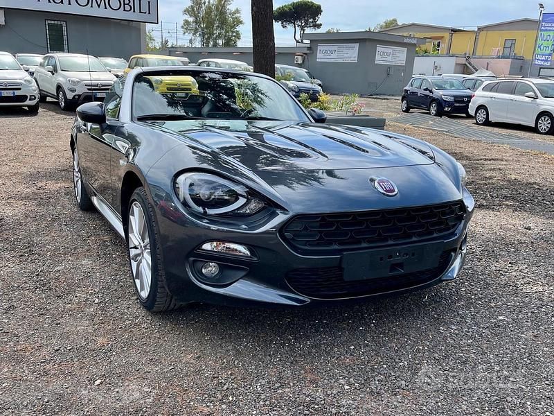 Usata Fiat 124 Spider Lusso 140 CV (102 kW) 2019 Grigio Cabrio