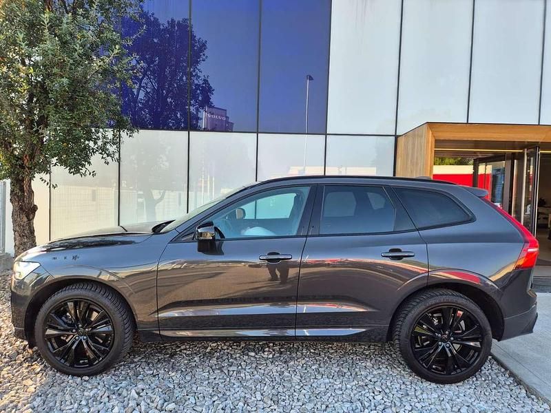 Usata Volvo XC60 Plus 197 CV (144 kW) 2023 Platinum grey SUV