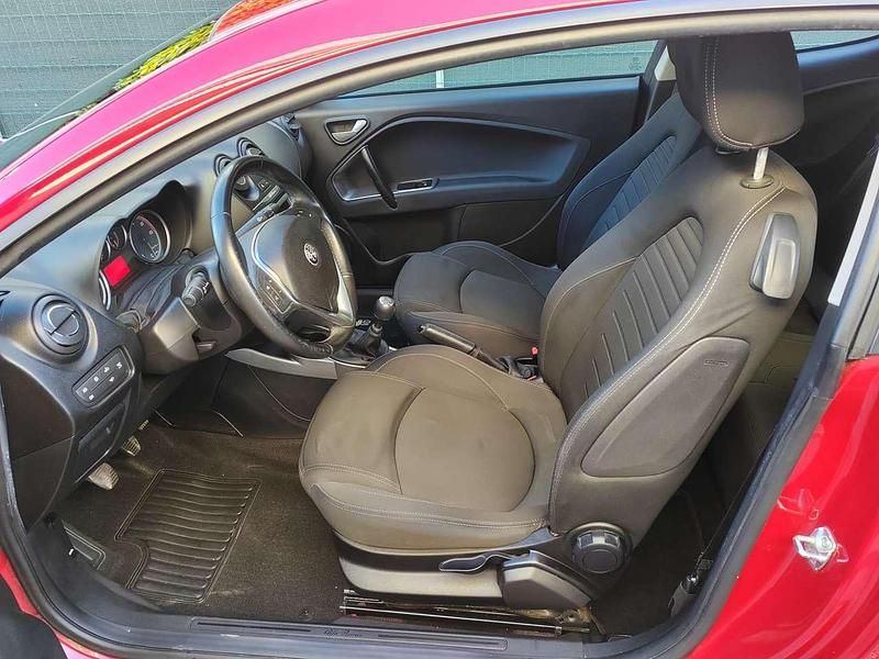 Usata Alfa Romeo MiTo 95 CV (69 kW) 2017 Rosso Utilitaria