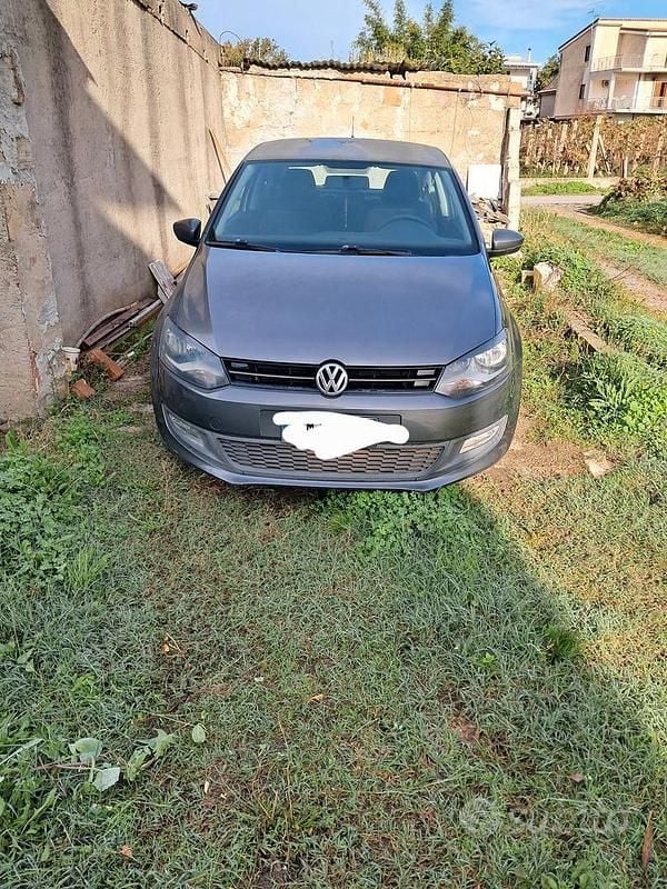 Begagnad VW Polo 90 HK (66 kW) 2012 Halvkombi