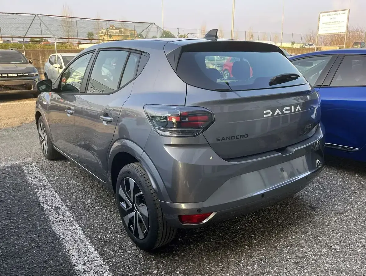 Nuova Dacia Sandero Expression 122 CV (89 kW) 2026 Grigio scisto Berlina