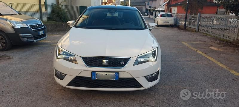 Usata Seat Leon FR 150 CV (110 kW) 2015 Bianco Berlina