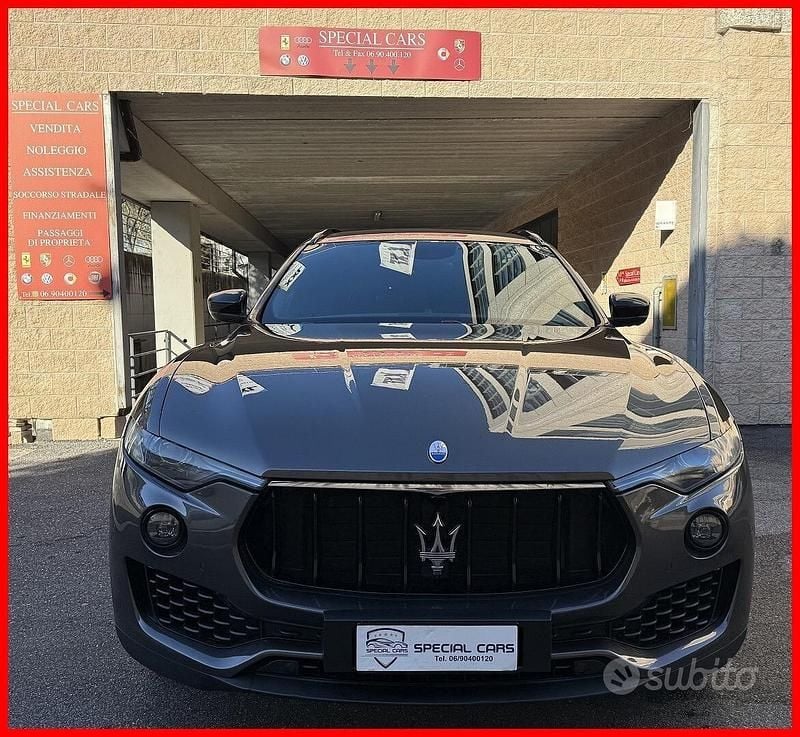 Usata Maserati Levante GranLusso 250 CV (183 kW) 2016 Grigio SUV