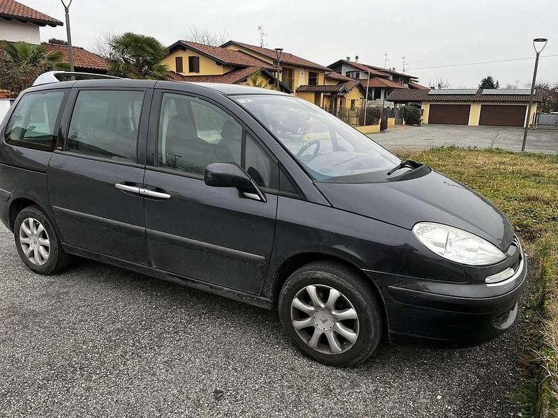 Usata Peugeot 807 128 CV (94 kW) 2005 Nero Monovolume