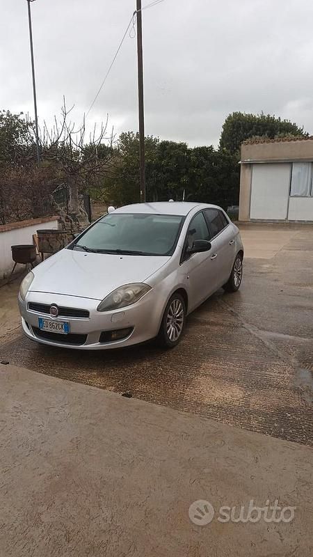 Usata Fiat Bravo 120 CV (88 kW) 2010 Grigio Utilitaria