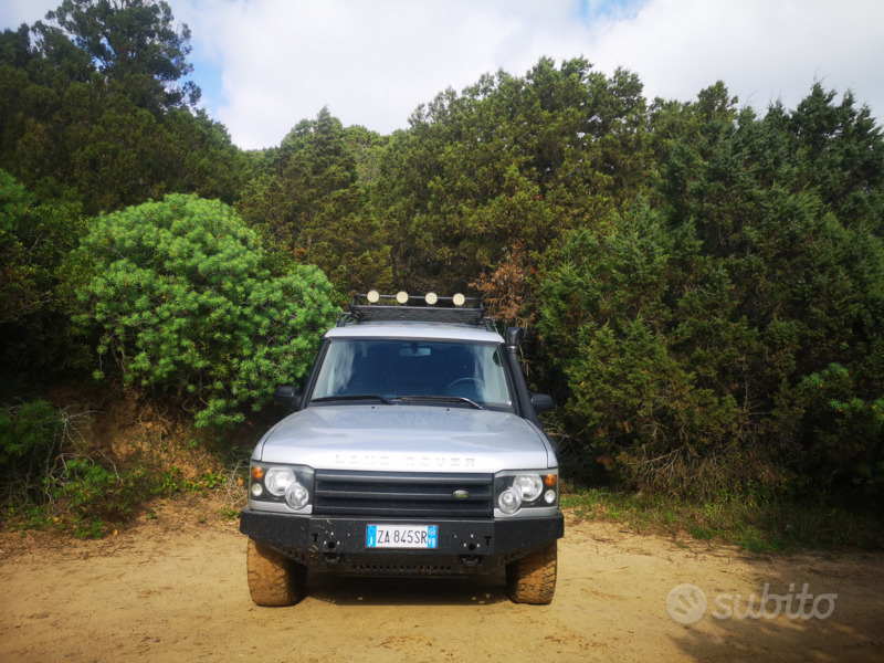 Usato 2004 Land Rover Discovery 2 2.5 Diesel 138 CV (11.000 €)