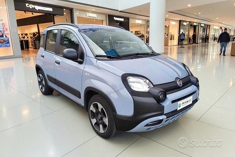 Usata Fiat Panda Cross Cross 69 CV (50 kW) 2022 Grigio Utilitaria
