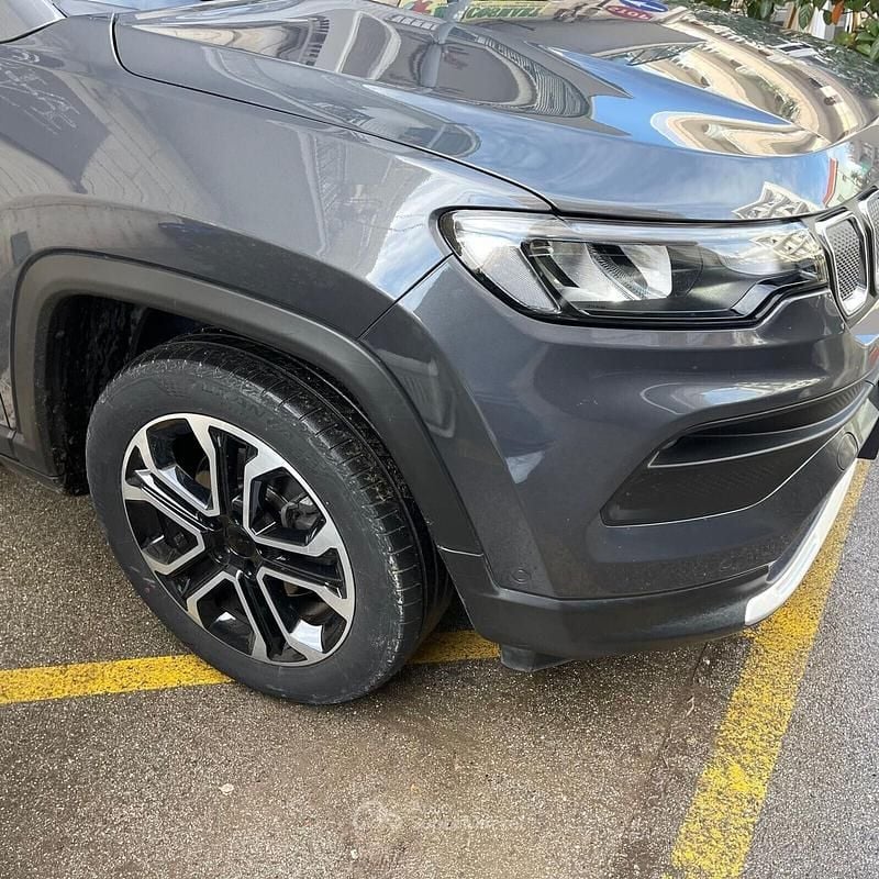 Usata Jeep Compass Limited 131 CV (96 kW) 2022 Grigio SUV
