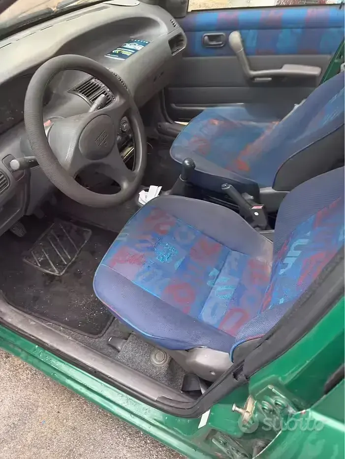Usata Fiat Punto 54 CV (39 kW) 1998 Verde Berlina