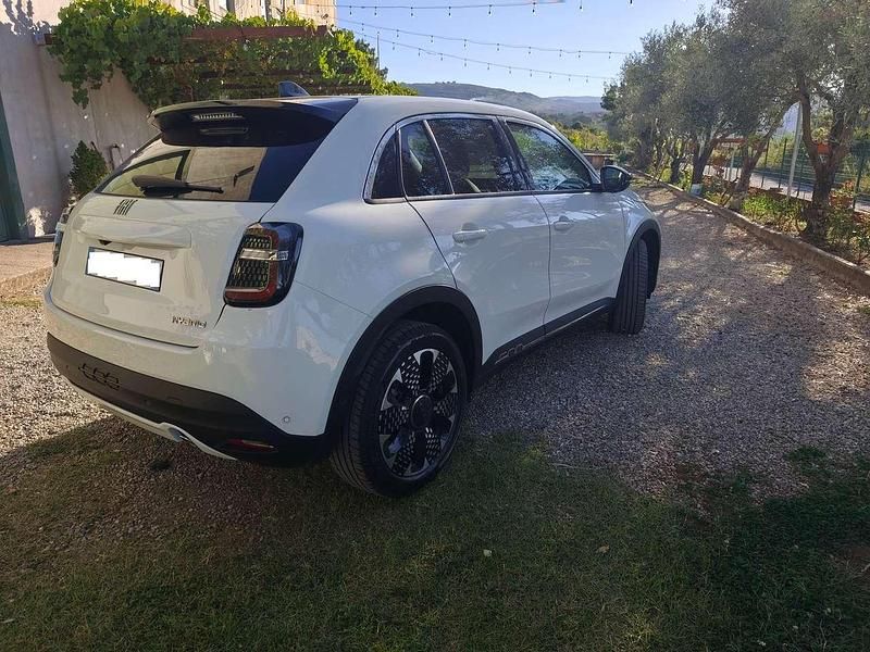 Usata Fiat 600 La Prima 101 CV (74 kW) 2024 Bianco SUV