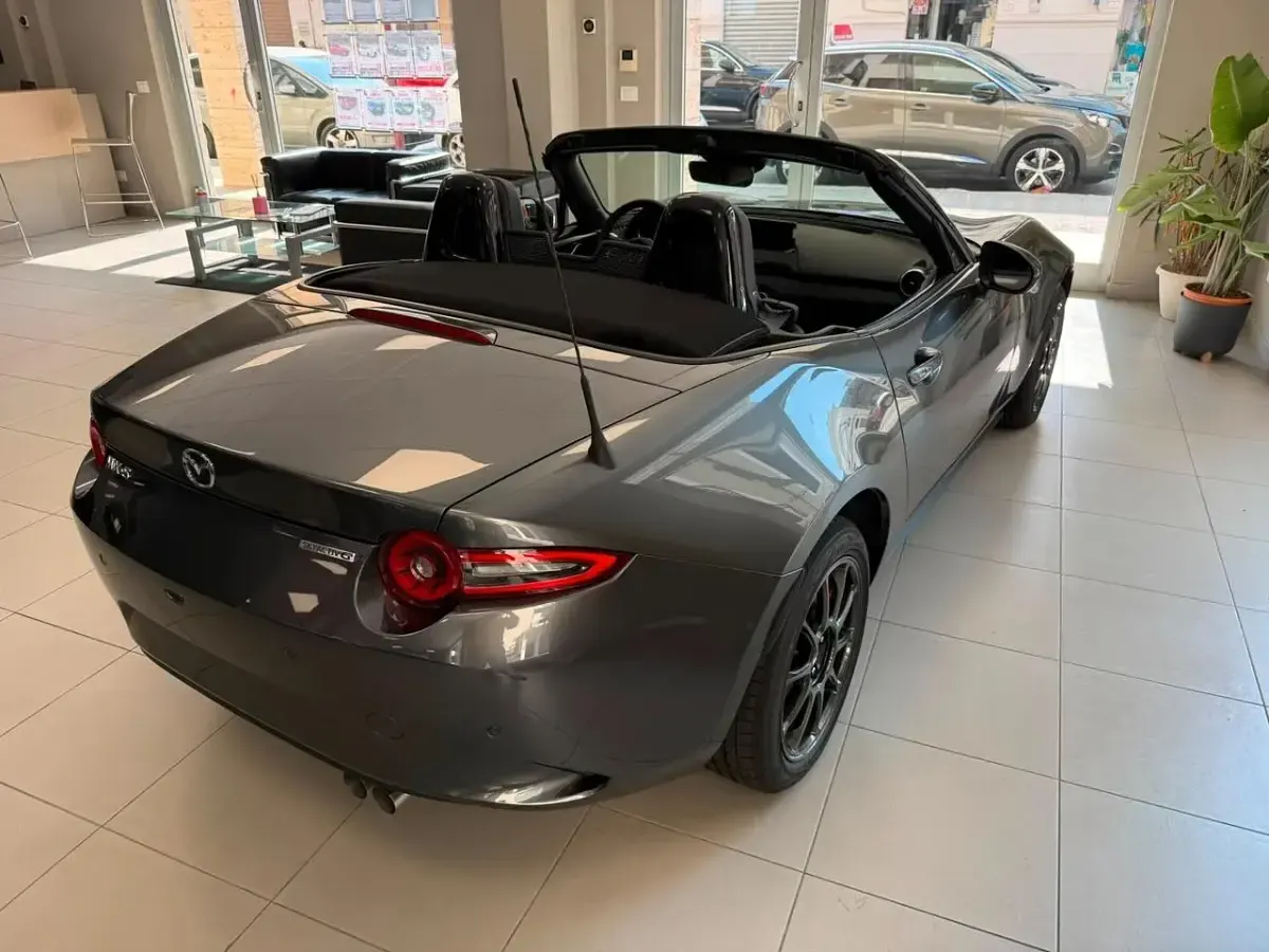 Nuova Mazda MX5 Homura-Line 131 CV (96 kW) 2026 Grigio Cabrio