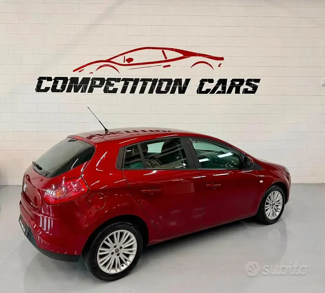 Usata Fiat Bravo Emotion 90 CV (66 kW) 2011 Rosso Utilitaria